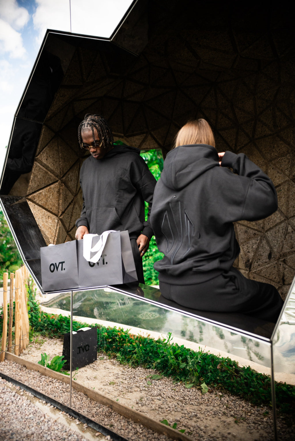 Ensemble de survêtement noir OVT